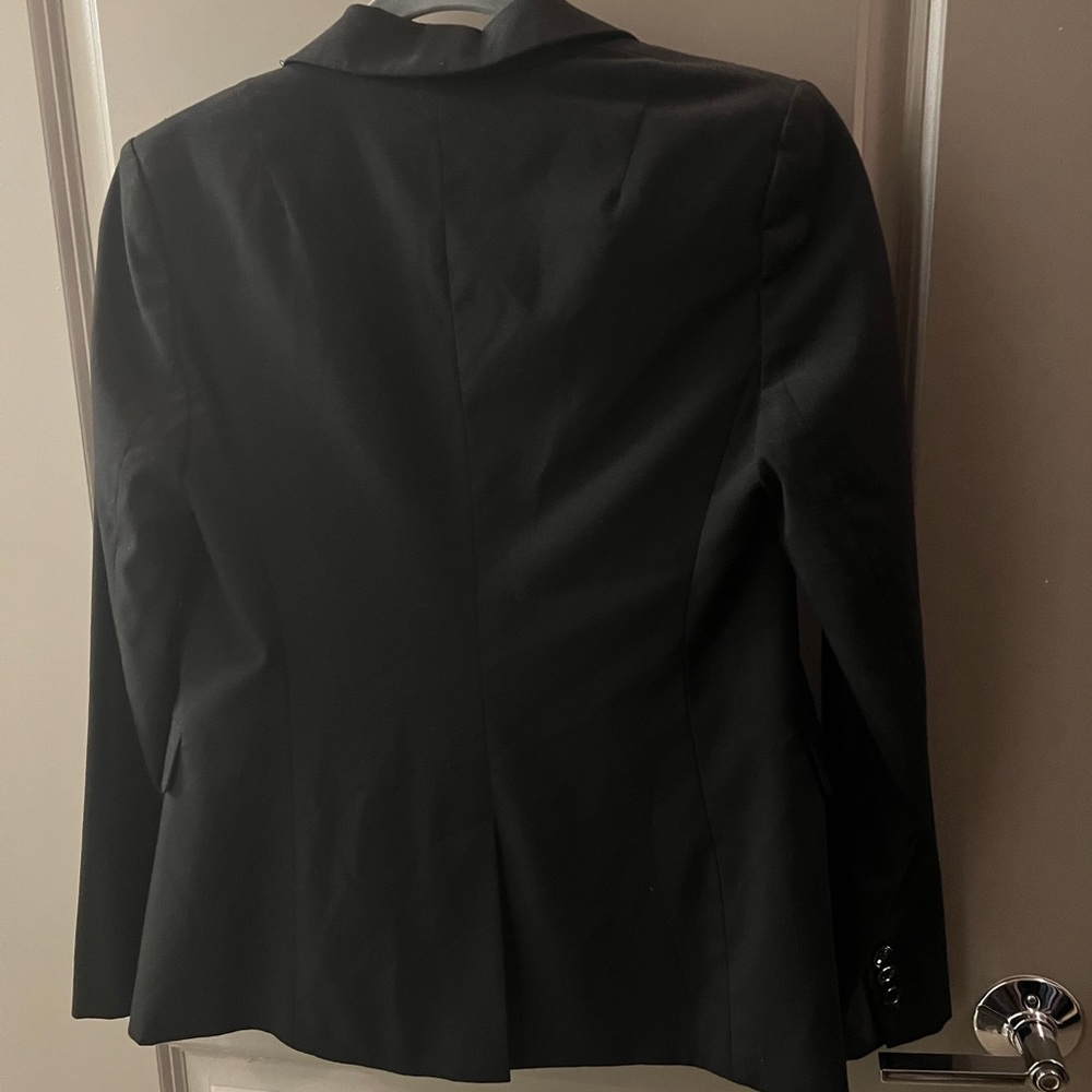 Blazer - Picture 3 of 3